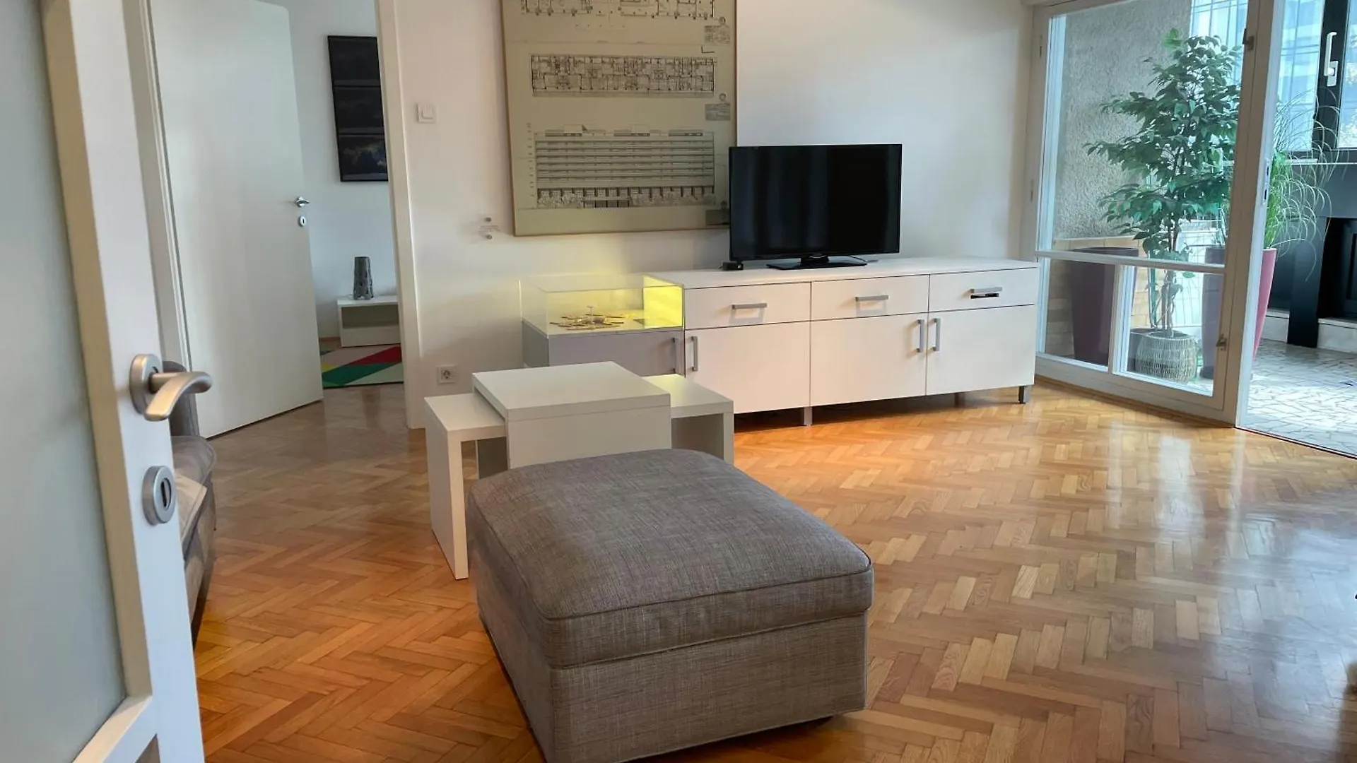 Apartment Kozolec - Best Central Location Ljubljana 0*,  Slovenia